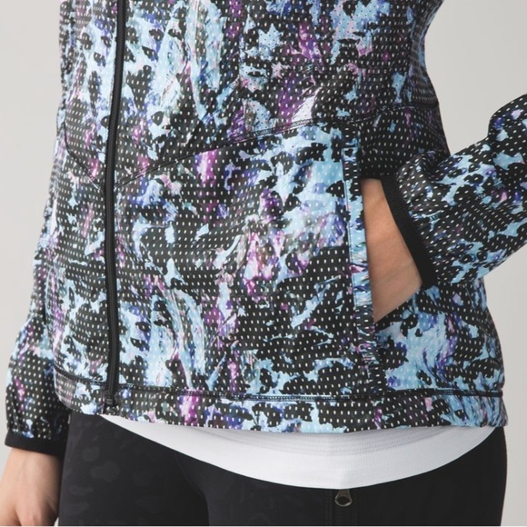 Lululemon Back Pack It Jacket‎ Floral Sport Tranquil Blue Multi Size 2 - Picture 4 of 13